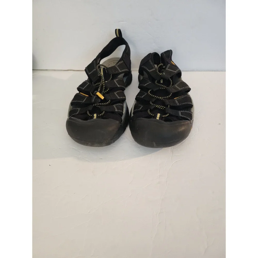 Hiking outdoors Keen Newport H2 Mens Black Yellow Waterproof  Water Sandals